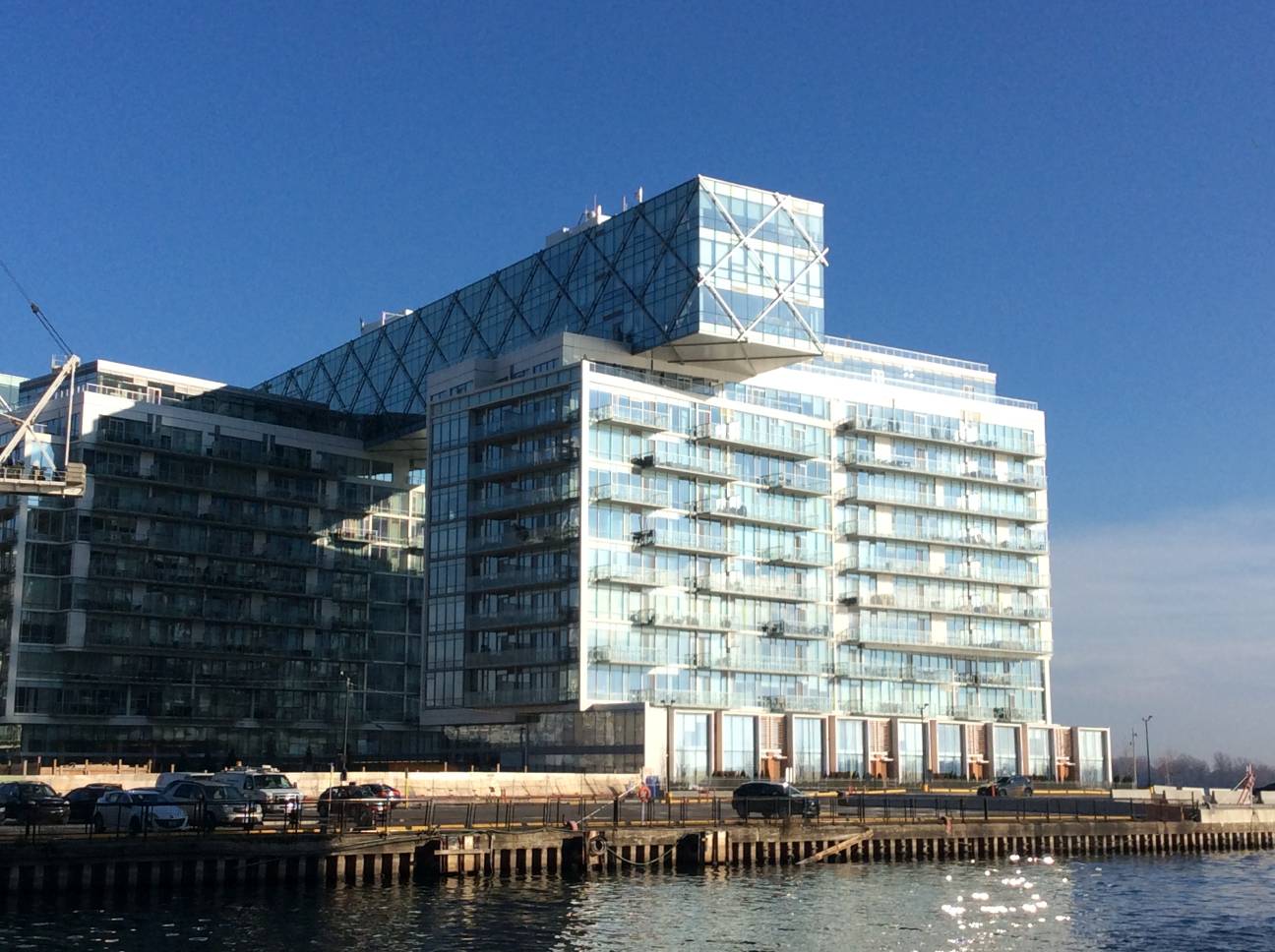 Condo Reviews for Pier 27 Condos, Toronto